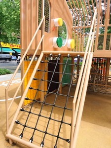 Estructura de Juego para Jardín al Aire Libre Personalizada, Equipo de Juego con Temática de Casa de Árbol, Detalles Acabados a Mano, Metales Antioxidantes y Anticorrosivos - Product Image 5