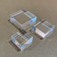 Bloc de présentation en acrylique transparent, support solide et poli pour bijoux et objets de collection avec bord biseauté
