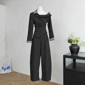 Ensemble deux pièces haut et pantalon haut de gamme <span class=keywords><strong>Youni</strong></span>, style coréen original, à carreaux, manches longues, coupe asymétrique à l'épaule, taille ajustée - Product Image 1