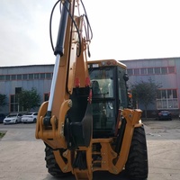 Allrad-Baggerlader mit Cummins-Motor für Rohrleitungsgraben-Arbeiten, Materialtransport & Landgewinnung