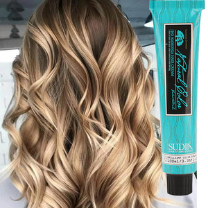 Crema per <span class=keywords><strong>Capelli</strong></span> alla Cheratina di Grado Premium, Tinta Permanente 66 Tonalità ad Alta Intensità <span class=keywords><strong>Senza</strong></span> <span class=keywords><strong>Ammoniaca</strong></span>, Meno Irritante, 200ml, Effetto Lucido - Product Image 4