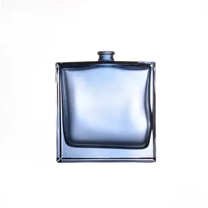 50ml di vetro vuoto profumo atomizzatore blu bottiglia di profumo portatile sottile nebbia bottiglia di profumo Dispenser per i viaggi