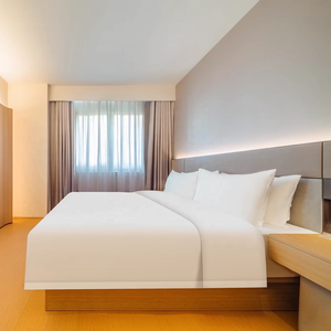 आधुनिक मेलामाइन बोर्ड परियोजना अनुकूलित लक्जरी लकड़ी के पांच सितारा होटल बेडरूम फर्नीचर सेट निर्माता होटल कक्ष फर्नीचर - Product Image 3