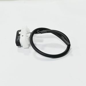 Pièce de rechange d'origine Roland 1000004546 ASSY,CAP-TOP 2 XC-540 pour Roland Rs640/Vp540/Sp540/Vp300/Xc540 - Product Image 2
