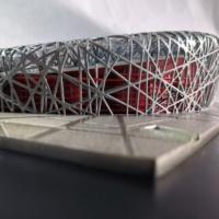 Modèle de simulation 3D soudé personnalisable haut de gamme en alliage de zinc, artisanat de mobilier de bureau premium, souvenir, thème Nid d'oiseau et Terrain de sport
