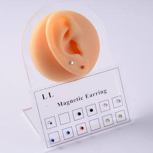 12 pièces/carte plusieurs couleurs faux tricheur Non percé <span class=keywords><strong>aimant</strong></span> boucle d'oreille oreille Tragus Cartilage lèvre Labret goujon <span class=keywords><strong>nez</strong></span> anneau bijoux - Product Image 6