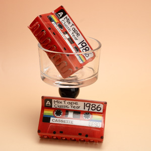 กิ๊บติดผมรูปเทปคาสเซ็ตสไตล์วินเทจ ปี 1986 แฟชั่นสำหรับผู้หญิง - Product Image 5