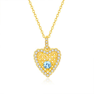 Collier Pendentif Cœur Tressé avec 9 Cristaux Délicats, en Argent Sterling 925 Plaqué Or, Bijoux en Pierre Naturelle - Product Image 1