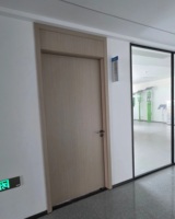 Machine de laminage entièrement automatique pour panneaux de porte en PVC WPC, équipement de placage du bois