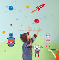 Toptan UV baskılı şeffaf çevre dostu PVC su geçirmez kullanımlık duvar çıkartmaları özel uzay evren Robot çıkartmaları dekor