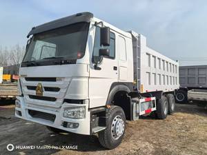 รถบรรทุกน้ำมัน HOWO มือสองขายดี 6x4 10 ล้อ เครื่องยนต์ดีเซล 371 แรงม้า ถัง 15001-30000 ลิตร รับน้ำหนัก 21-30 ตัน สภาพดีเยี่ยม - Product Image 3