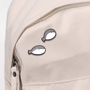 Broche originale personnalisée avec émoticônes tortue, badge amusant japonais mignon de dessin animé, en alliage émaillé, accessoires vestimentaires - Product Image 2