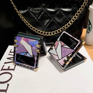 Étui de téléphone antichoc de luxe en TPU+PC électroplaqué pour <span class=keywords><strong>Z</strong></span> <span class=keywords><strong>Flip</strong></span> 7/6/5/<span class=keywords><strong>4</strong></span>/3 avec support anneau en plastique - Product Image 5