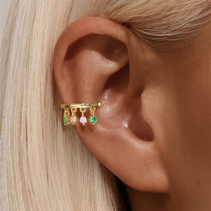 Pendiente de Oreja de Plata de Ley S925 Chapado en Oro con Colgante de Circonita Cúbica Colorida, Sin Perforación, Ajustable, con Clip, para Mujer - Product Image 4