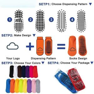 Chaussettes de yoga antidérapantes pour femmes avec design à volants personnalisé, chaussettes de pilates avec grip, logo brodé, chaussettes de fitness de haute qualité - Product Image 2