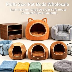 Mesa Auxiliar Redonda Roja de Doble Uso para Gatos, Cama Esférica Oculta para Gatos con Cojín de Forro Suave - Product Image 1