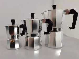 Vente chaude Ensemble de <span class=keywords><strong>cafetière</strong></span> octogonale portable européenne <span class=keywords><strong>Cafetière</strong></span> à expresso italienne Moka Mini en aluminium argenté et plastique <span class=keywords><strong>Cafetière</strong></span> à latte Mocha - Product Image 4