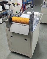 Machine de découpe automatique à alimentation par rouleau pour l'étiquetage Velcro, la sangle, le mousse, le cuir, le feuille d'aluminium, le papier, découpe personnalisée de formes variées