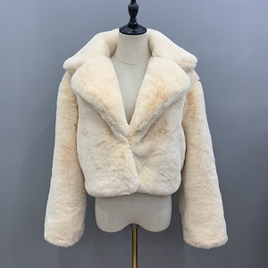 Nouveau Design court épais et doux femmes rose <span class=keywords><strong>fausse</strong></span> <span class=keywords><strong>fourrure</strong></span> d'hiver manteau veste en <span class=keywords><strong>fourrure</strong></span> - Product Image 2