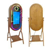 Miroir Magique en Bois de 40 Pouces avec Écran Tactile, Appareil Photo Reflex Numérique, Stockage 8 Go + 256 Go, Capacité 15 Personnes pour Mariages et Événements