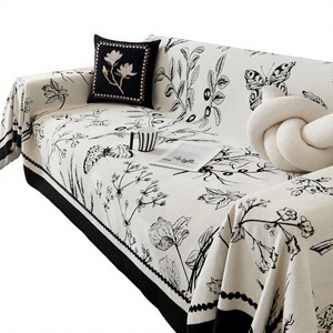 Copridivano in Stile Retrò Francese con Motivi Floreali, Rivestimento Completo in Ciniglia, Cuscino Versatile per Tutte le Stagioni, Tocco Lussuoso e Raffinato - Product Image 2
