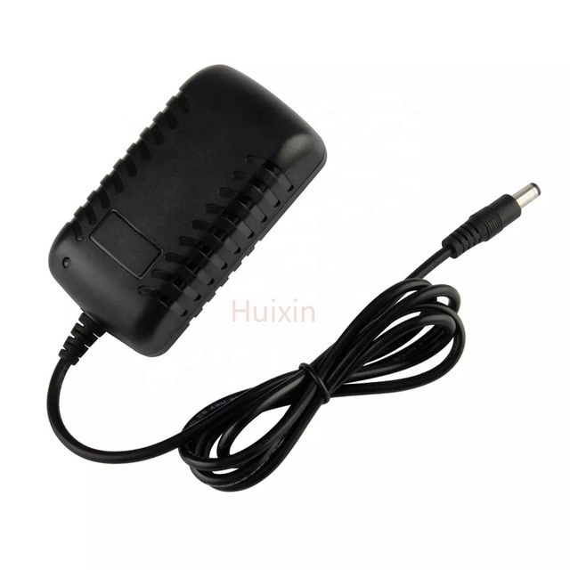 Hot 14.6V LiFePO4 Battery Charger 2A For 4S 12.8V LiFePO4 Battery Chargers EU US AU UK Plug