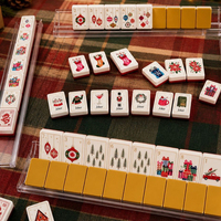 Jeu de tuiles de mahjong sur le thème de Noël américain, tuiles de mahjong imprimées avec des éléments de Noël en dessin animé, pour collection ou cadeau