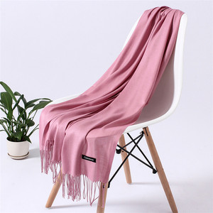 Logo personalizzato 200*70cm scialli invernali Pashmina poliestere <span class=keywords><strong>Cashmere</strong></span> <span class=keywords><strong>sciarpa</strong></span> con nappa - Product Image 3