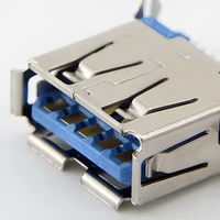 Konektor USB 3.0 Tipe A Female 9 Pin SMT Mount Port 30V 5A Berlapis Tepi Melengkung untuk PCB
