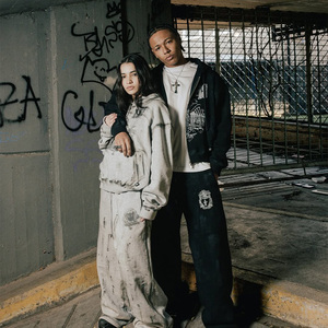 เสื้อฮู้ดดี้ทรงหลวมพิมพ์ลายสไตล์สตรีทแวร์ ผ้าคอตตอน 100% ซิปหน้า ไหล่ตก ทรงโอเวอร์ไซส์ น้ำหนักมาก ใส่ได้ทั้งชายและหญิง สำหรับฤดูใบไม้ร่วง - Product Image 3