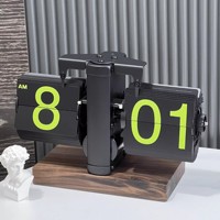 Horloge à bascule rétro avec veilleuse à base de bois, horloge de bureau à pages tournantes, horloge de bureau Reloj, calendrier automatique sur trépied