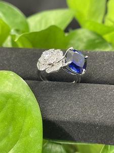 925 Sterling Silver Rose Design <b>Ring</b>, Cushion Cut Royal Blue Lab Created Sapphire with <b>CZ</b> Accents - Product Image 4
