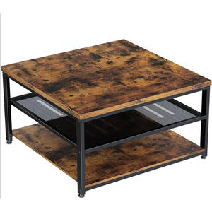 Table basse carrée industrielle en bois avec 2 étagères de rangement, plateau en bois grainé et structure en métal noir - Product Image 1