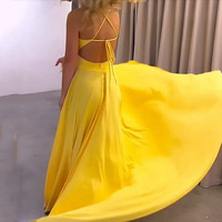 Cross-Border Mode 2023 Sommer Damen A-Linien-Kleid mit V-Ausschnitt und Trägern, Spitze, offener Rücken, Schnürdetails, Seitenschlitz