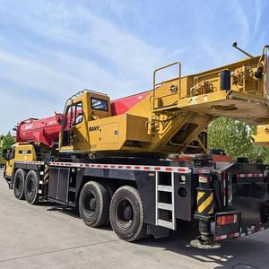 Grúa Todoterreno Usada de 80 Toneladas STC800T6 2021 en Excelentes Condiciones de Trabajo, Pluma de 60M, Contrapeso de 6 Secciones, Motor de 25 Toneladas, Caja de Cambios - Product Image 3