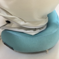 Oreiller de voyage en U pour enfants, détachable avec capuche, multifonctionnel, appui-tête de voiture, oreiller de sommeil, fermeture personnalisée par fermeture éclair/boutons