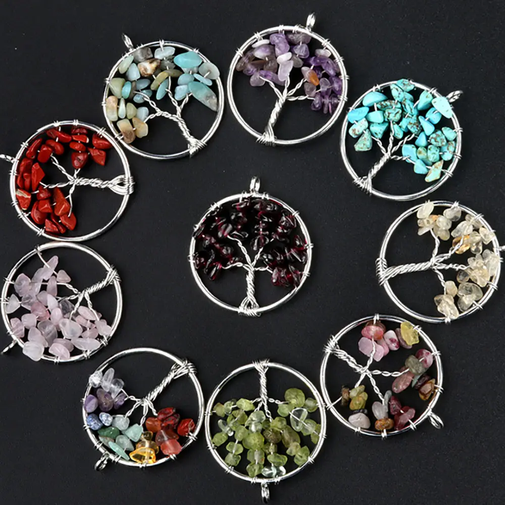 Chips de cristal naturel arbre de vie pendentif en gros mignon arbre de vie pendentif avec cristal gravier collier de cristal