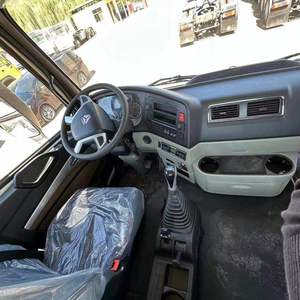Camión Tractor Sinotruk Howo NX N7 6X4 en Oferta, 380-430HP, Volante a la Izquierda, Transmisión Manual, Motor Weichai, Capacidad de Carga de 31-40T - Product Image 2