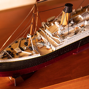 Mu Tự Làm Bằng Gỗ Kim Loại <span class=keywords><strong>Titanic</strong></span> Mô Hình Kit <span class=keywords><strong>3D</strong></span> Giáo Dục Khoa Học Câu Đố 101-500 Mảnh Phim Hoạt Hình Phong Cách Đồ Chơi Thủ Công Cho Khoa Học - Product Image 5