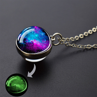 Collier Galaxie, pendentif planète spatiale, bijoux univers, système solaire, nébuleuse, boule de verre, collier lumineux