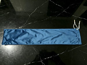Sac de rangement de luxe moderne en velours bleu marine pour jeu de Mahjong, 2 poches et 4 compartiments, pliable, durable et portable pour le divertissement - Product Image 4