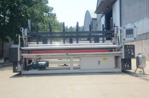 آلة صنع ورق التواليت صغيرة الحجم تعمل بالمحرك وتحكم PLC أوتوماتيكي بالكامل مع وظيفة تقطيع وإعادة لف الورق - Product Image 3