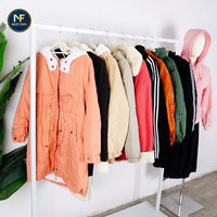 Jaket Parka Outdoor Bekas Siap Pakai untuk Wanita Hampir Baru Musim Gugur/Dingin Pakaian Bekas Berkualitas Tinggi