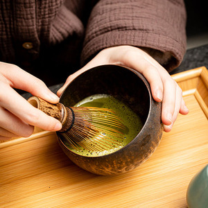Fouet à matcha en <span class=keywords><strong>bambou</strong></span> personnalisé, Chasen japonais, fouet à poudre de thé vert pour la cérémonie du thé, ensemble matcha, vente en gros pour les cafés - Product Image 3