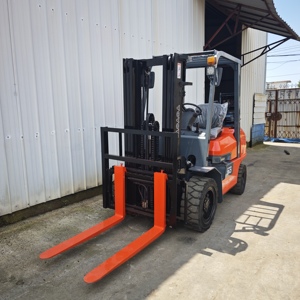 Used Toyota 3-Ton <b>Forklift</b> with 1070mm Fork Length LPG Gas Engine 4500KG Weight - Product Image 6
