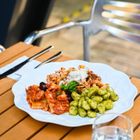 Assiette de table en porcelaine fine de 9,25 à 11,5 pouces à bord festonné de qualité supérieure pour hôtels et restaurants, avec logo personnalisé