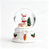 Souvenir Natalizio all'Ingrosso, Palla di Neve con Panda Cartoon in Resina, Ornamento da Tavolo, Globo di Neve, Decorazione Natalizia per Casa