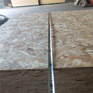 Tablero de madera contrachapada fenólica <span class=keywords><strong>Osb</strong></span> impermeable <span class=keywords><strong>Osb</strong></span> para revestimiento de techo - Product Image 5