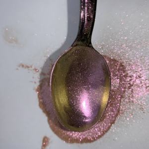 Pintura epoxi revestimiento de suelo resina brillo Spray coche pigmento <span class=keywords><strong>Uv</strong></span> automotriz Mica polvo dióxido de titanio brilla en la luz oscura - Product Image 1