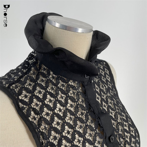 Gros <span class=keywords><strong>Crochet</strong></span> Blanc et Noir Amovible <span class=keywords><strong>Faux</strong></span> Cou Dentelle <span class=keywords><strong>Col</strong></span> Élégant - Product Image 1